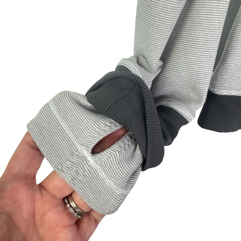 Lululemon Base Runner Hoodie Workout Wee Stripe White Heathered Medium Grey 8 - Picture 10 of 13